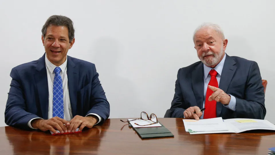 Governo Lula zera alíquota de importação para carne, café, milho e outros produtos