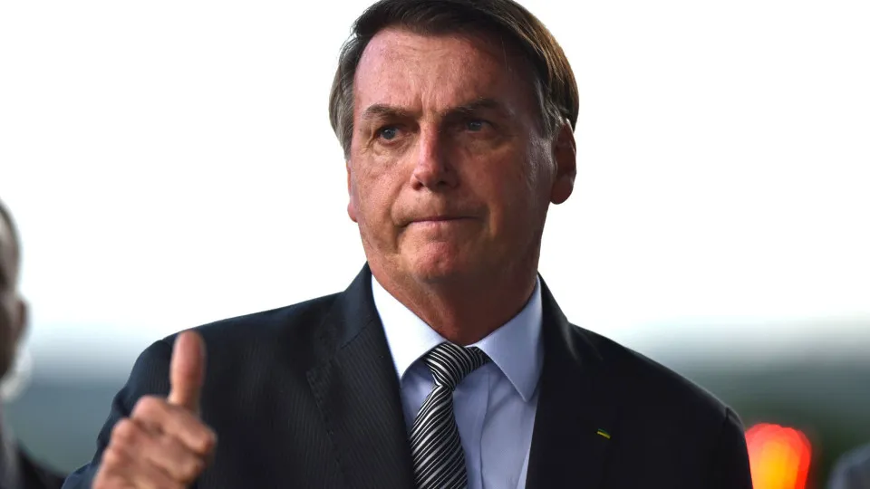Bolsonaro pode pedir asilo a uma embaixada para não ser preso? Entenda