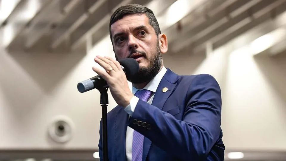 Presidente da Alerj, deputado Rodrigo Bacellar é preso pela PF