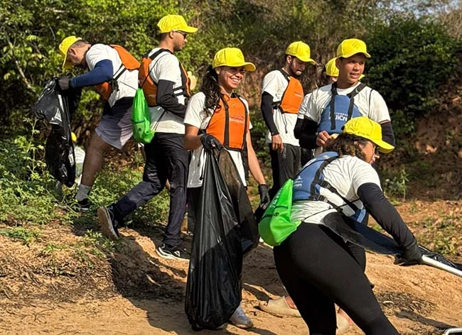 Dia C mobiliza cooperativas em ação de preservação do Rio Machado e coleta 635 quilos de resíduos em Ji-Paraná
