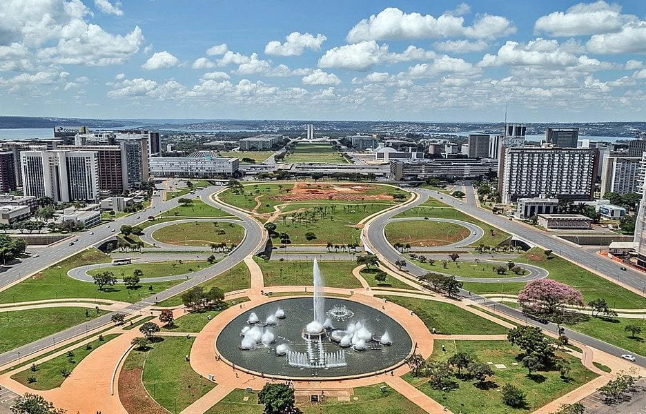 Orçamento de 2027 prevê R$ 2,5 bilhões para contratação de novos servidores