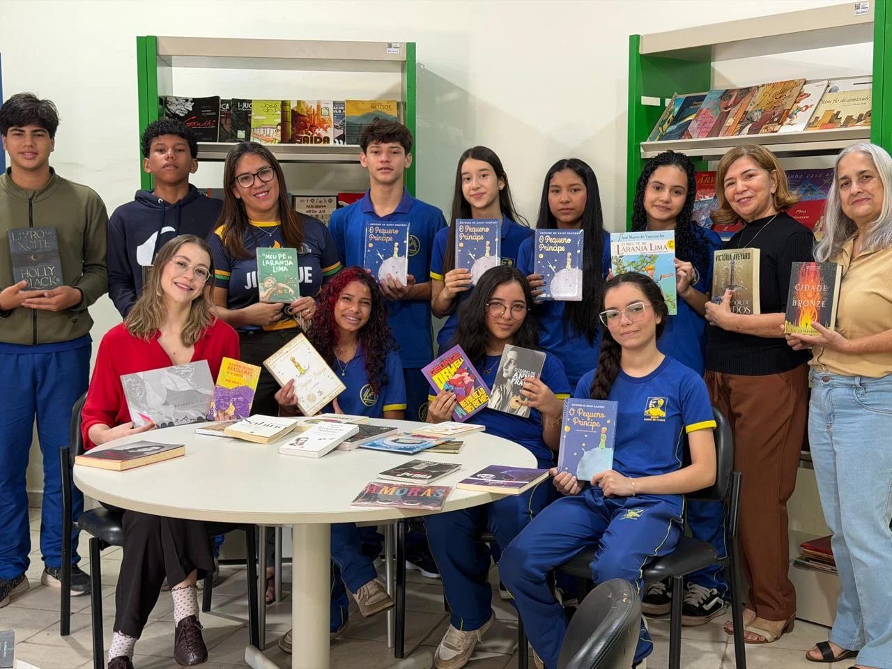 Justiça do Trabalho promove ação de incentivo à leitura na Escola Duque de Caxias