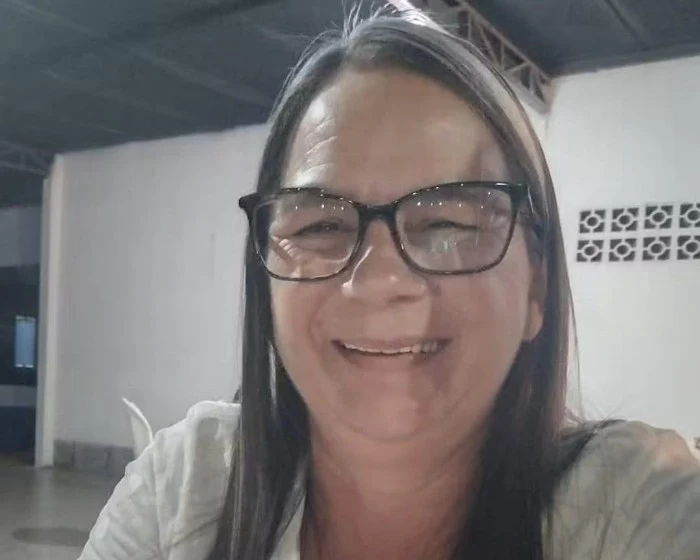 Mulher morre após colisão frontal entre bicicleta elétrica e caminhonete em Porto Velho